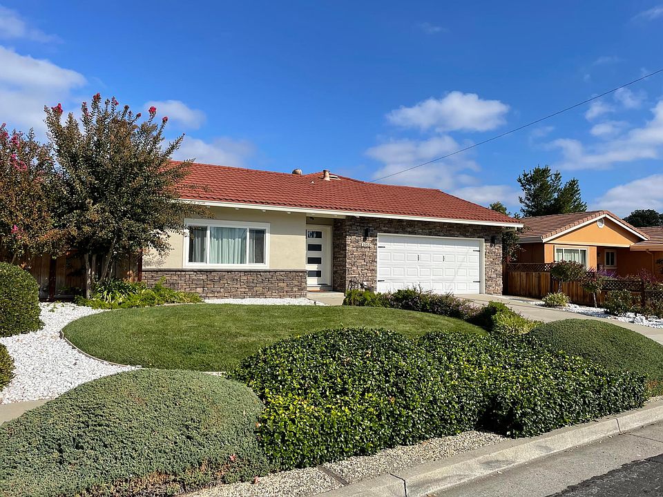 1st image of 3955 Valerie Dr