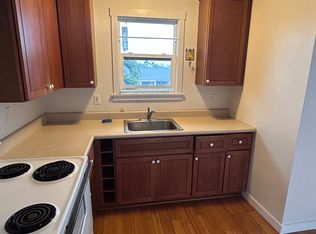 40 Kaneohe Bay Dr, Kailua, HI 96734