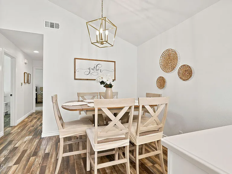 664 Holly Ave — Photo 11