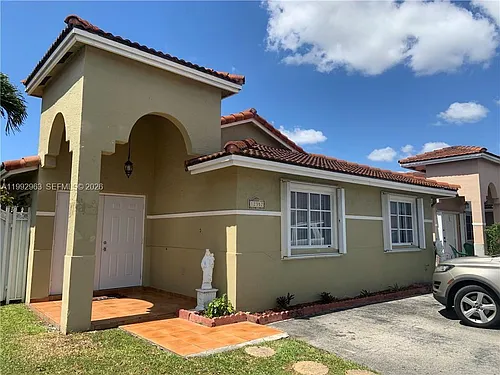 12352 NW 98th Ave Photo 1