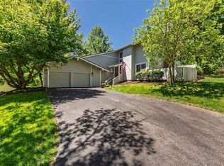 12859 Whitehorse Ln, Saint Louis, MO 63131