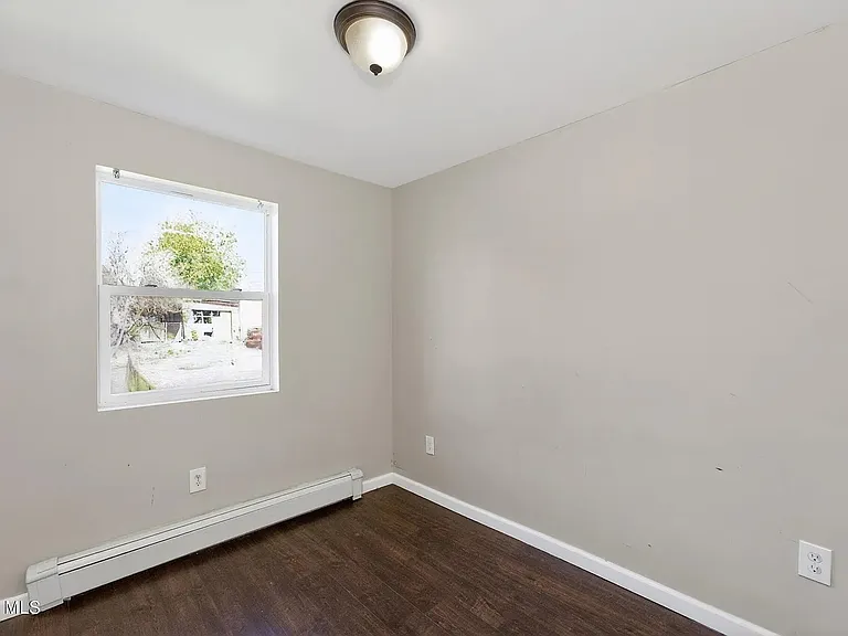 61 14th St #61B — Photo 14