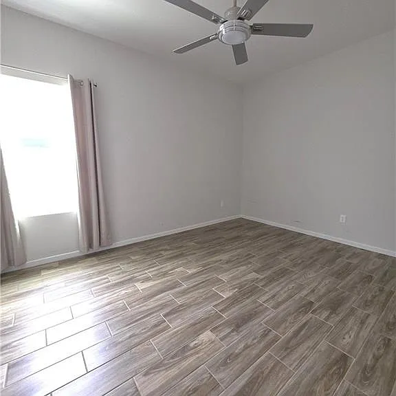 913 N Clarence Ave #2 — Photo 14