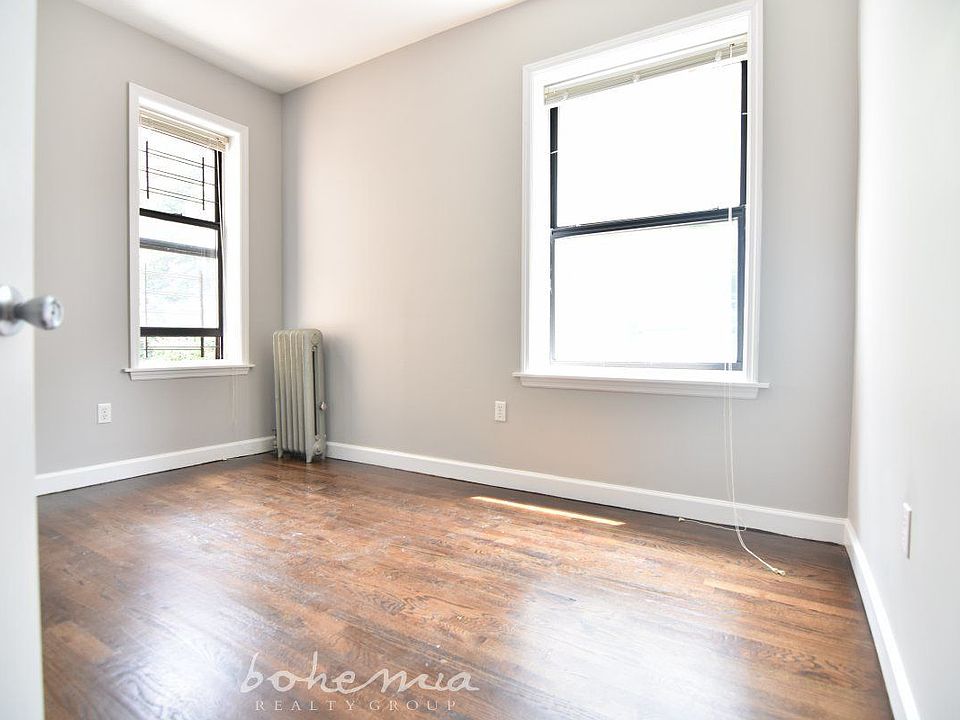 2nd image of 85 Fairview Ave APT 3D