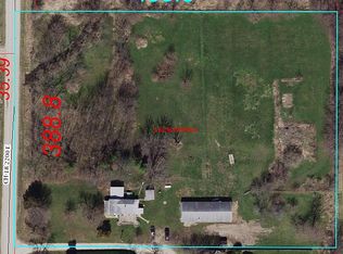 723 Knox Highway 18, Yates City, IL 61572