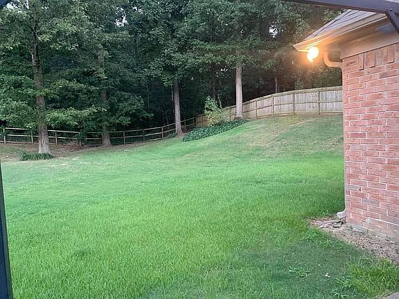 2nd image of 1280 Dogwood Hollow Dr