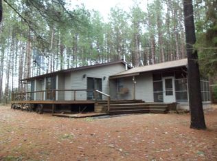 N9228 Sumac Ln, Gresham, WI 54128