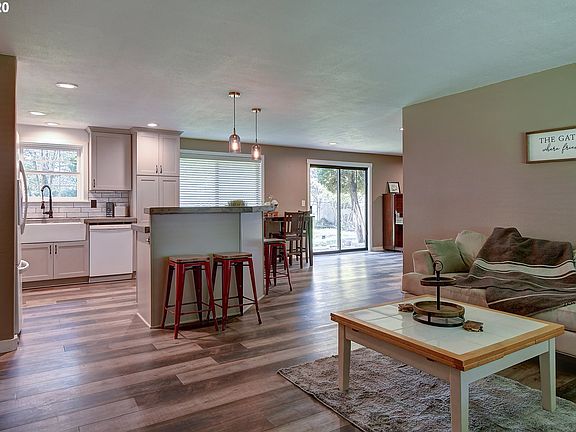 4th image of 7005 NE 147th Ave