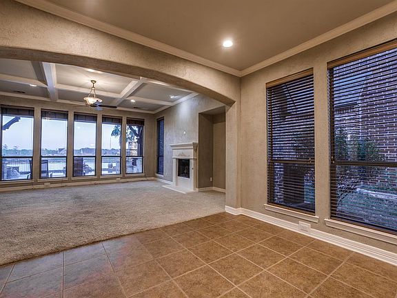 5th image of 728 Windsong Ln