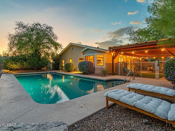 4th image of 4076 N Hidden Cove Pl