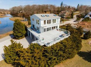 3 Nayatt Rd, Barrington, RI 02806