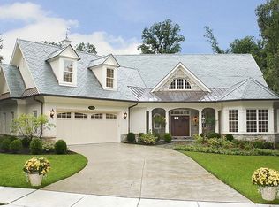 3328 N Vermont St, Arlington, VA 22207