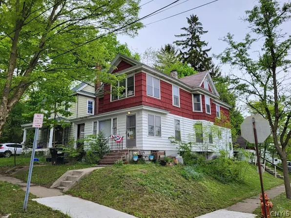 105 Woodruff Ave, Syracuse, NY 13203