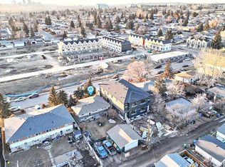 1330 W 34th St SE, Calgary, AB T2A0Z9