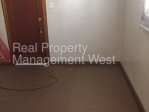 5th image of 1007 S Denver St