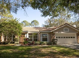 17907 Holly Brook Dr, Tampa, FL 33647