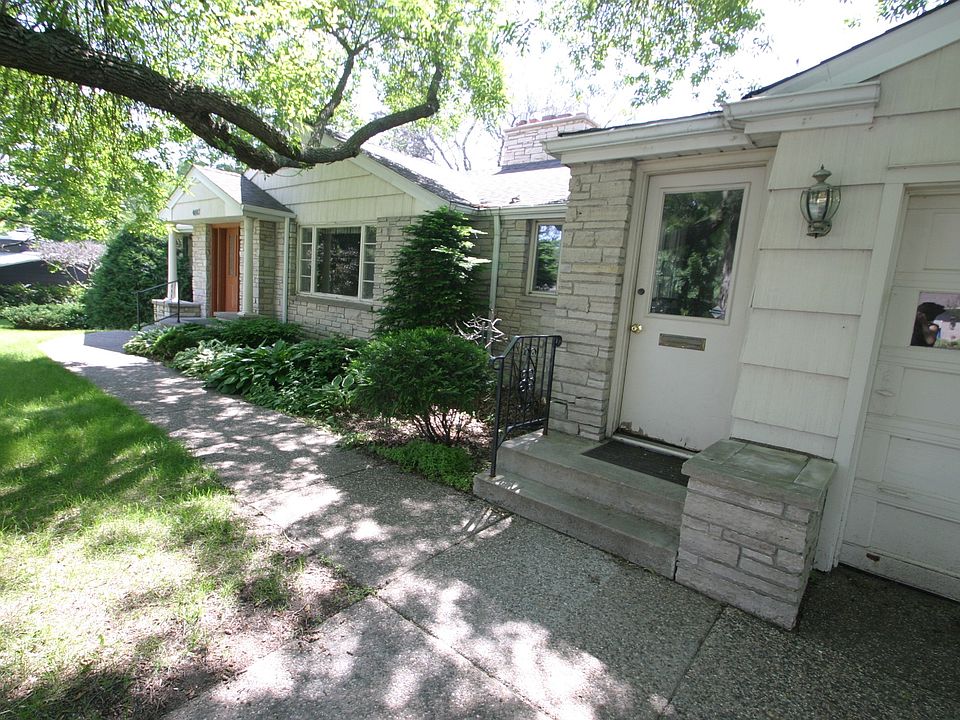 Rambler Available on Sunnyslope Rd in Edina.