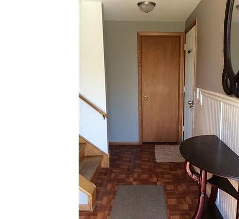 2nd image of 956 Rosewood Dr