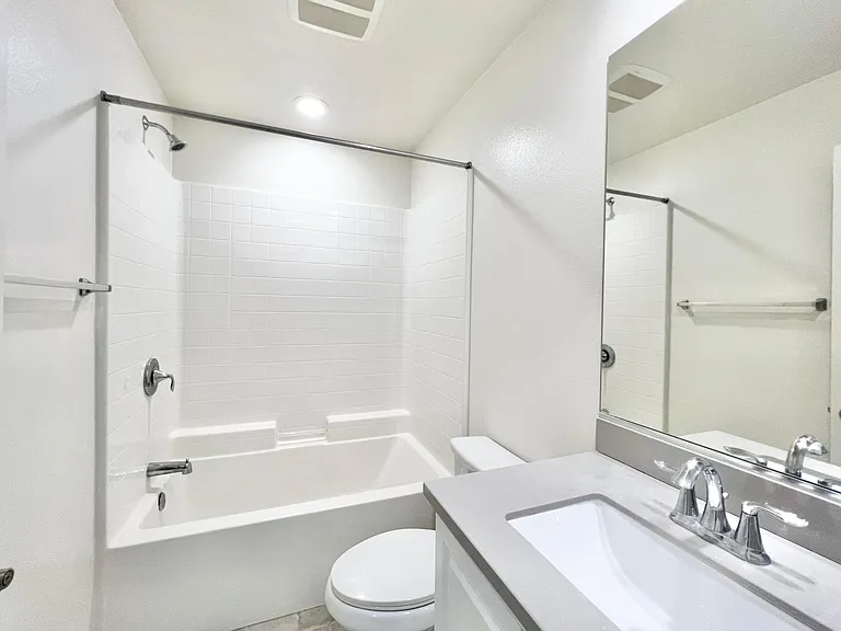 12932 Pacific Pl #11 — Photo 14