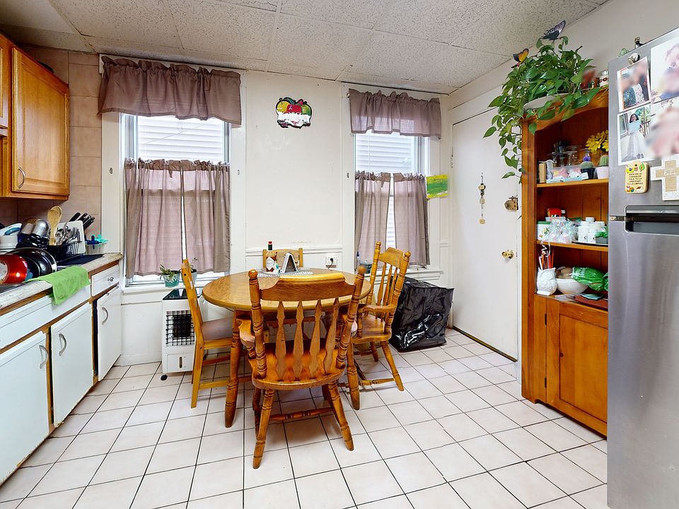 1st image of 63 Easton St APT 1