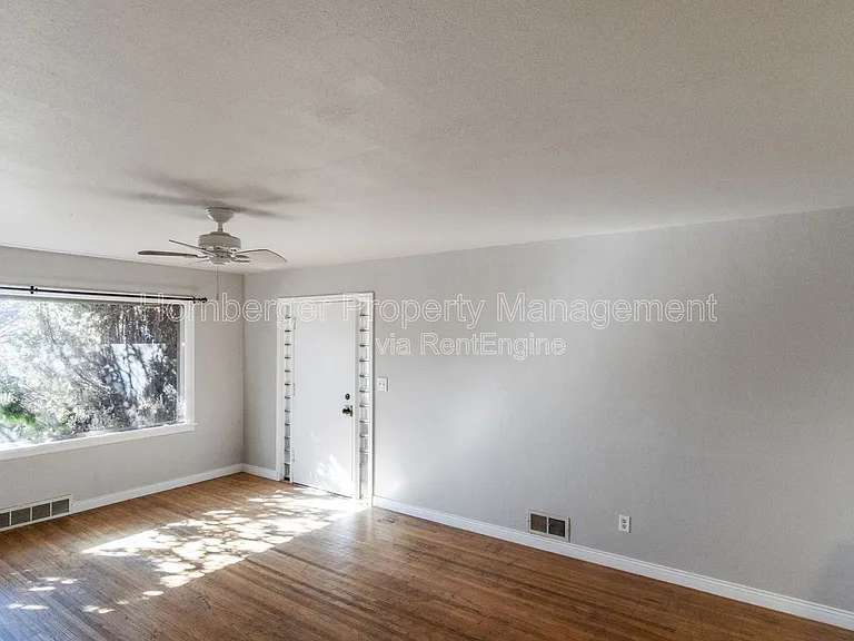 11 E Rich Ave #3 — Photo 2
