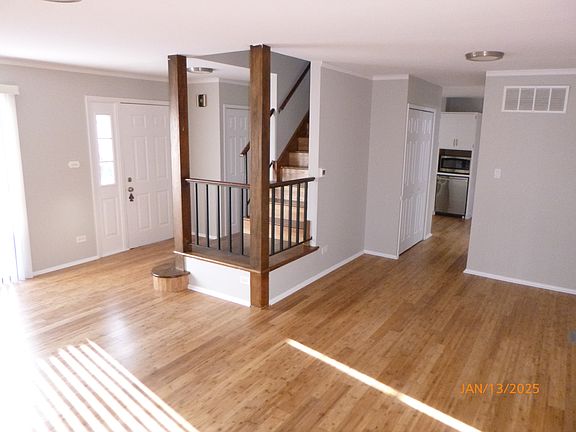 3rd image of 7303 Winthrop Way Unit 5