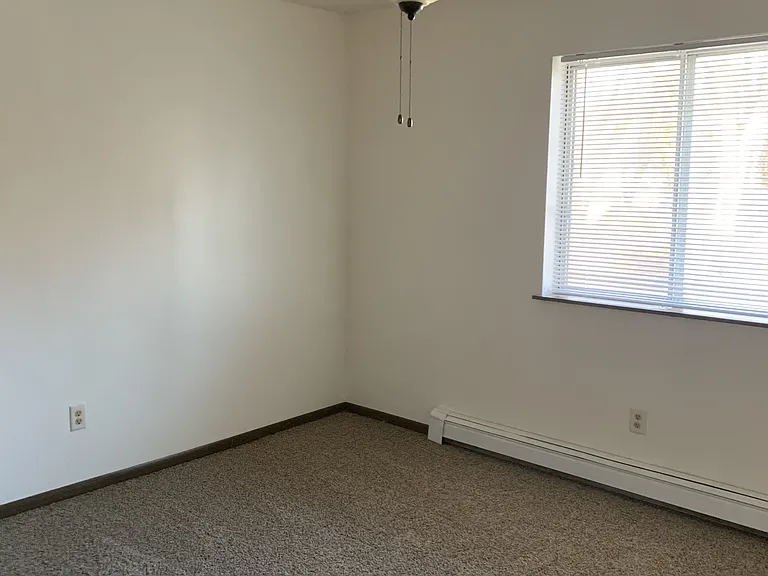 717 Milwaukee Ave #9 — Photo 9