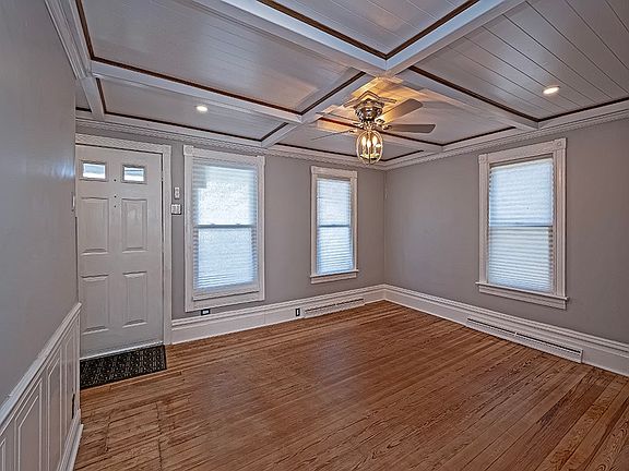 3rd image of 106 Piersol Ave