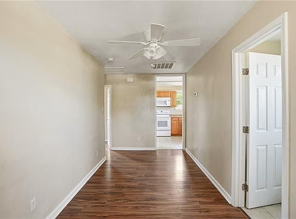 4th image of 1438 Reynes St