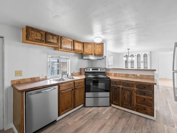 320 E Carol St, Nampa, ID 83687