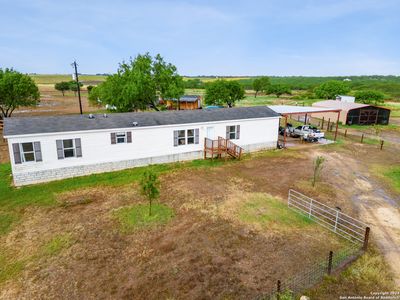 1130 County Road 101, Floresville, TX, 78114