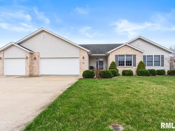 230 Sunkist Dr, Sherman, IL 62684