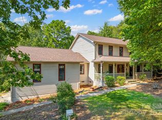 25011 Clubview Dr, Tega Cay, SC 29708