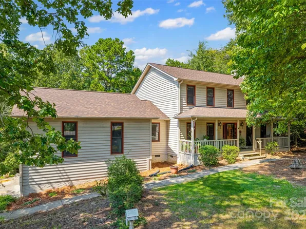 25011 Clubview Dr, Tega Cay, SC 29708