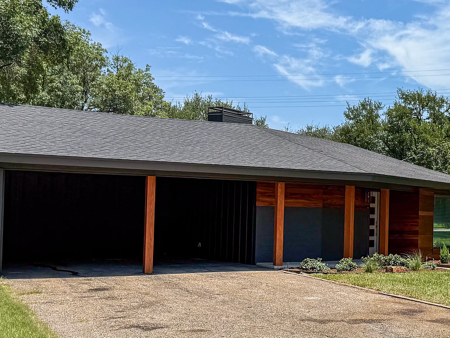 3 bed, 2448 sqft, $4,000 — Photo 2