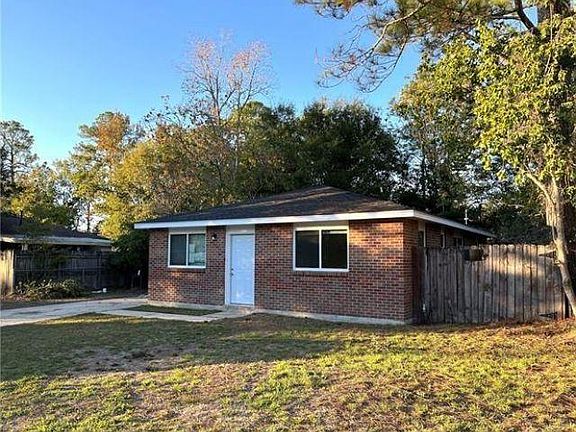 2nd image of 352 Oriole Dr