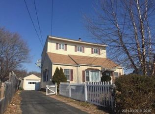 156 Cambridge Dr, East Hartford, CT 06118