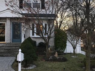 290 Greaves Ave, Staten Island, NY 10308