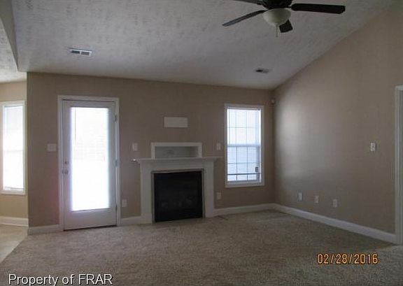 5th image of 161 Trenton Ct