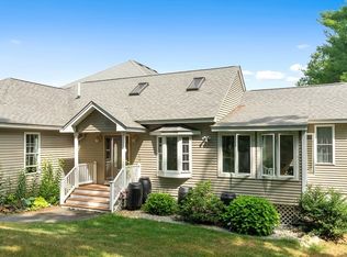 7 Charles Pl #A, Pepperell, MA 01463