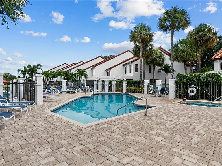 2359 Treasure Isle Dr #31 — Photo 39