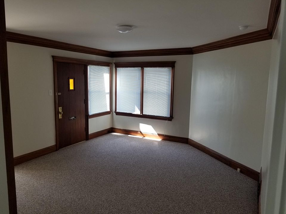 1st image of 748 Grand Ave