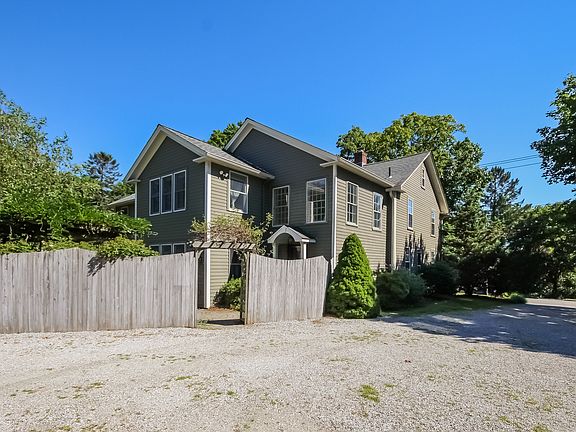 395 Boston Post Road