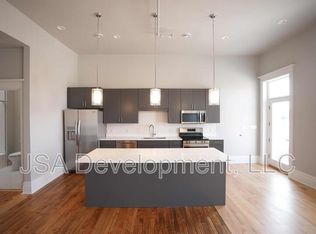 718 Commercial St UNIT 203, Waterloo, IA 50701
