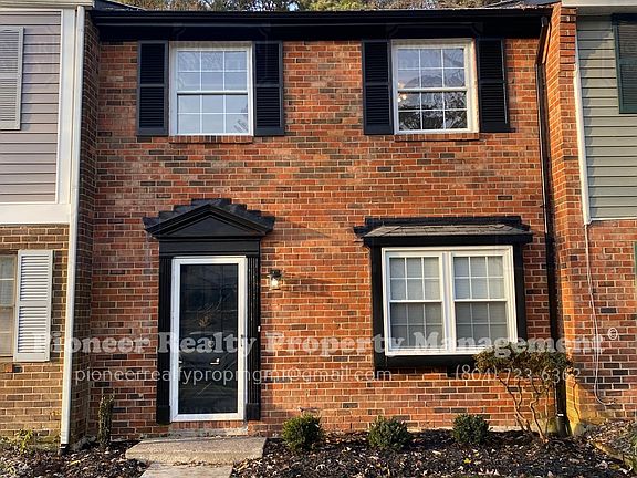 Entrance to 1306 Poco Drive