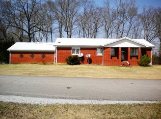 11890 McIllwain Rd, Holladay, TN 38341