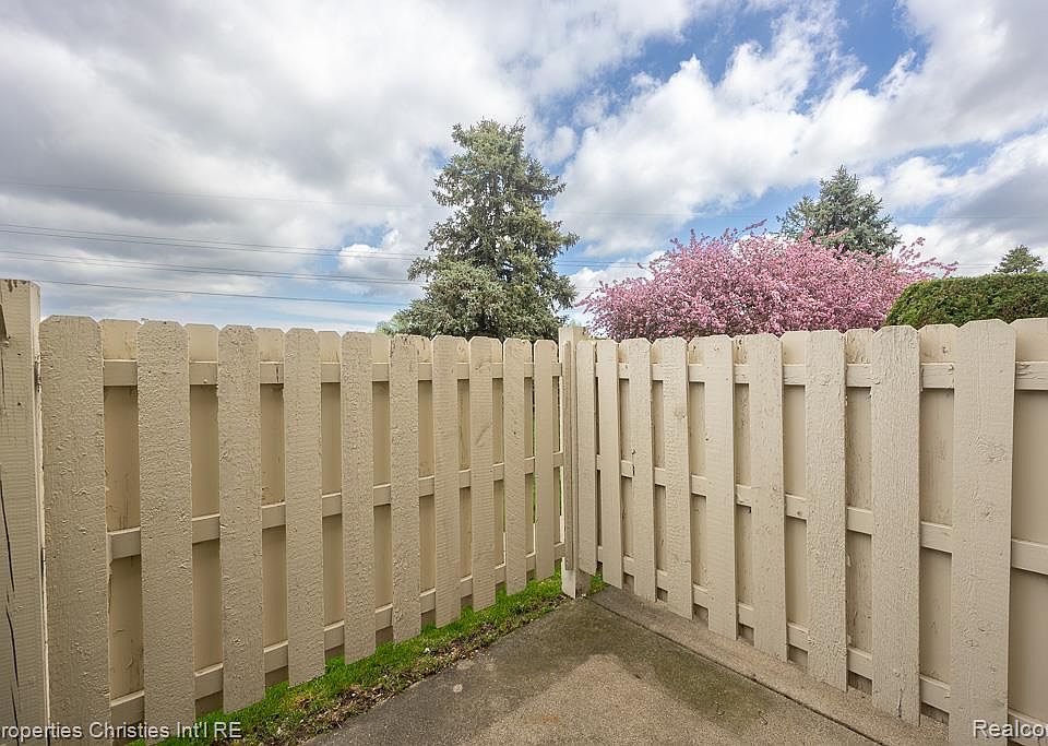 15900 N Franklin Dr, photo 11