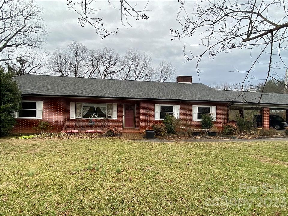 1st image of 303 Mimosa Ave