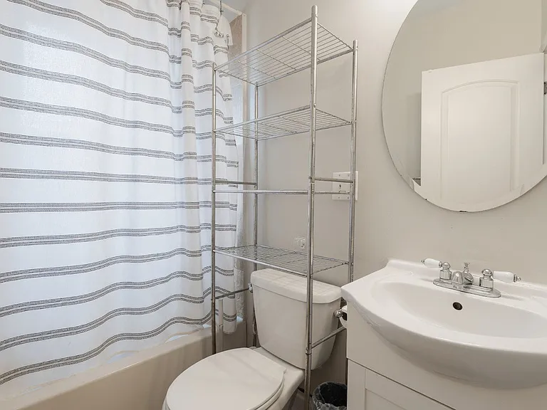 7225 N Rogers Ave #3 — Photo 10