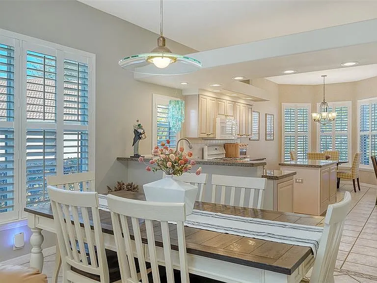 5811 White Oak Bayou Ct — Photo 10